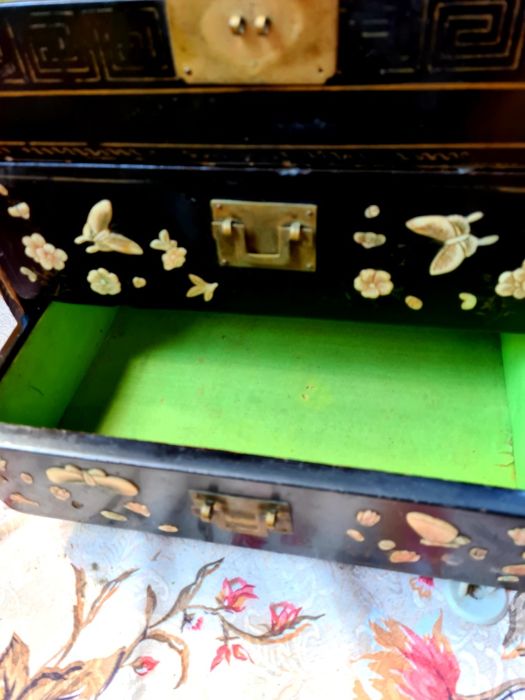 Шкатулка-комод для украшений, дерево, Китай 50г.