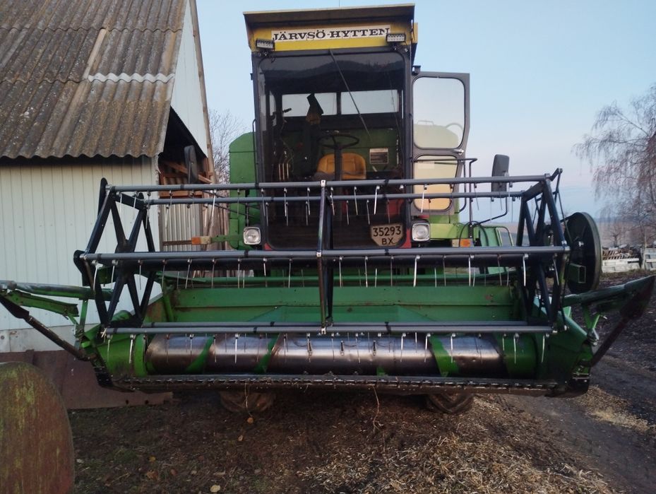 Продам комбайн John Deere 1042