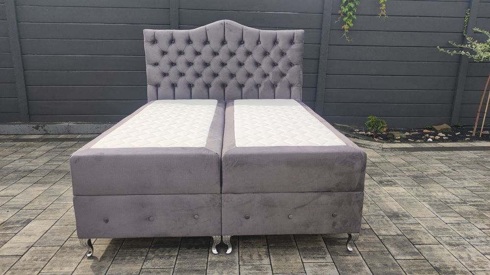 Piękne Łóżko Kontynentalne Głęboko Pikowane Glamour