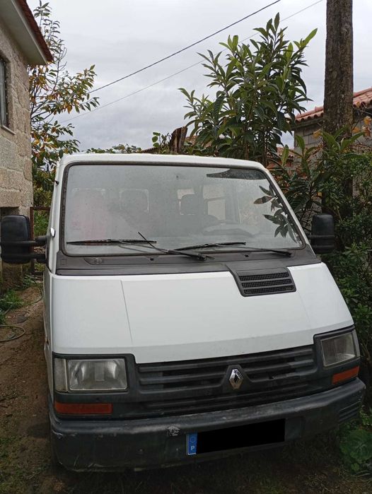 Renault Trafic 1991 – Motor Iveco 2.5 Gasóleo – Bom para Trabalhos