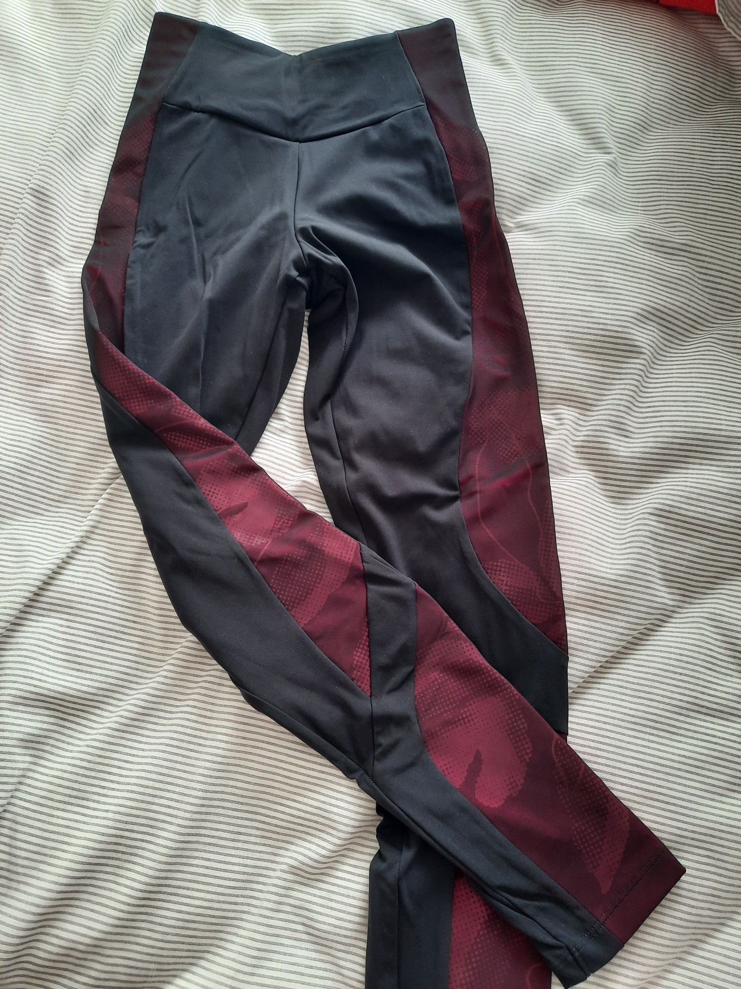 Leggings Oysho Sport XS Águas Livres • OLX Portugal