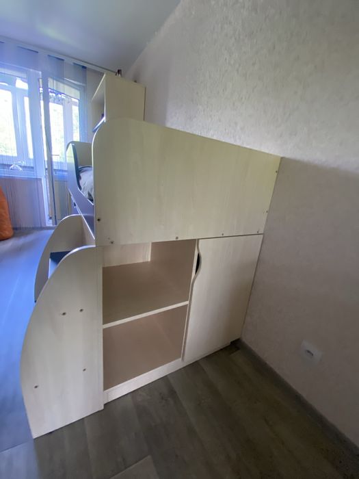 Кровать , шафа, комод для підлітка