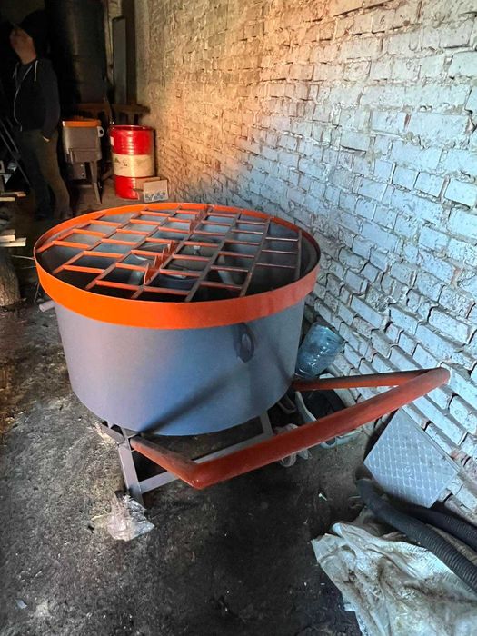 Бетономешалка, бетонозмішувач, бетоносмеситель, растворомішалка