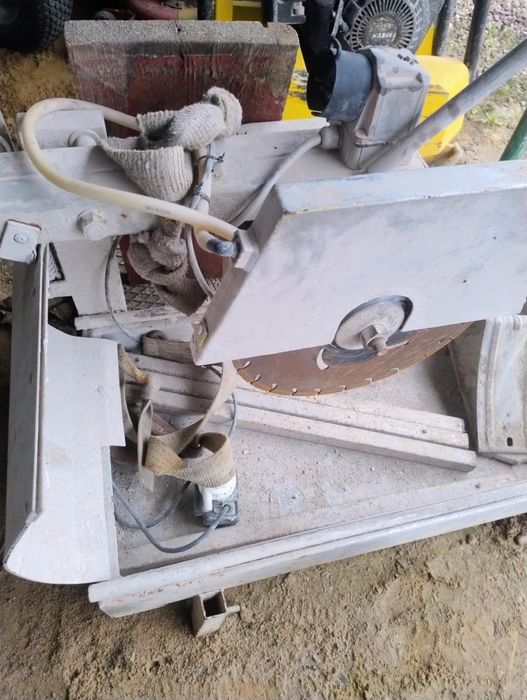 Maszyna do cięcia kostki