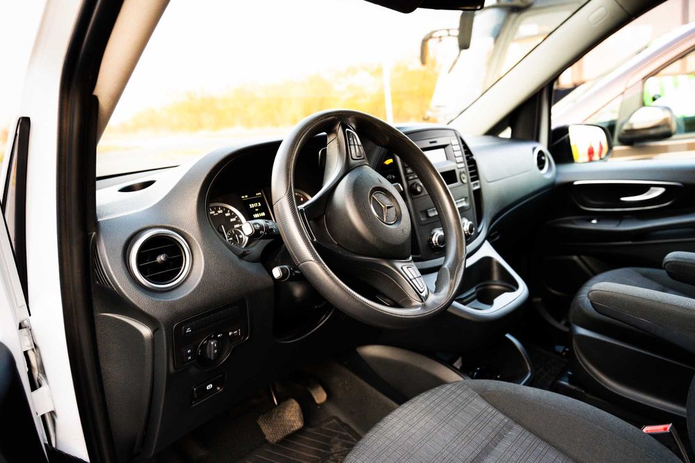 Wynajem Busów_7-8-9 osobowe_kat.B_Komfort i Jakość