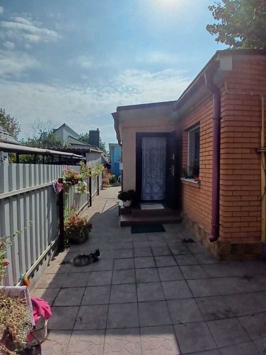 Здам ЧУДОВУ кімнату в приватному будинку на Масиві