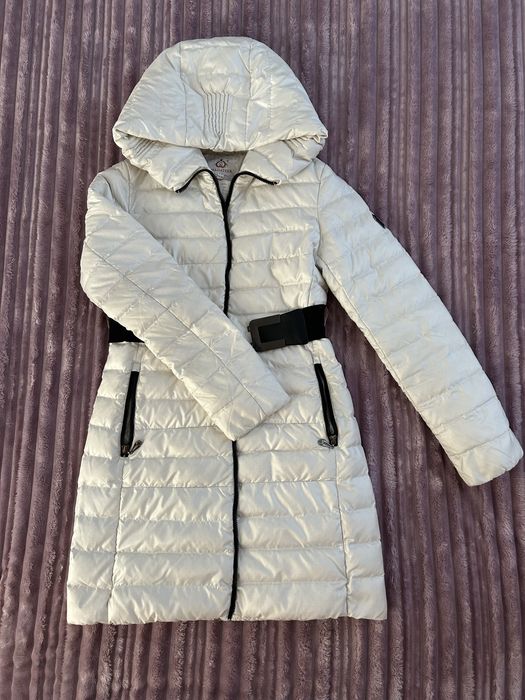 Пуховик жіночий (наповнювач - пух), розмір S