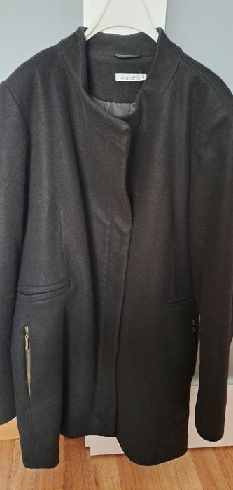 Płaszcz zimowy czarny 44