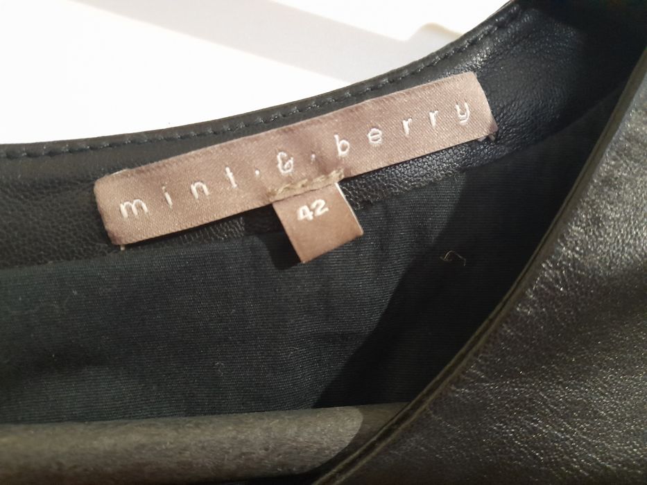 Жіноча шкіряна сукня Mint&Berry