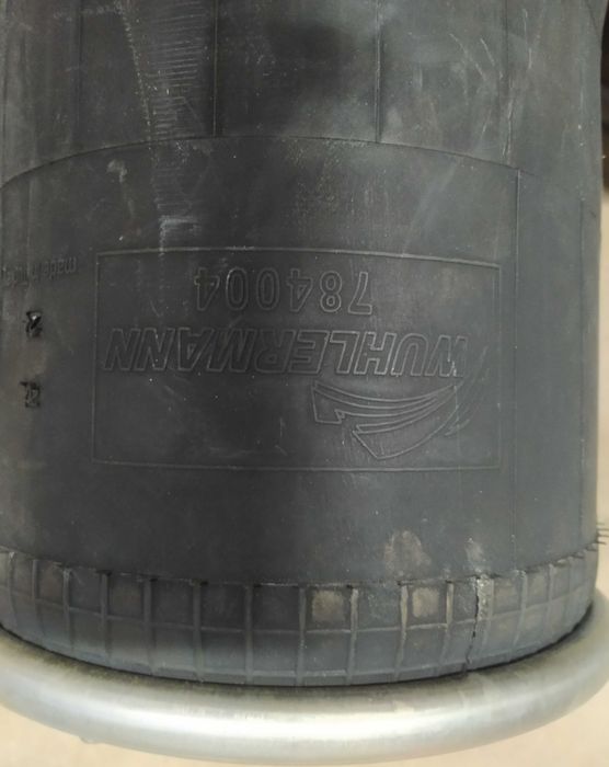 Подушка, Пневморессора со стаканом