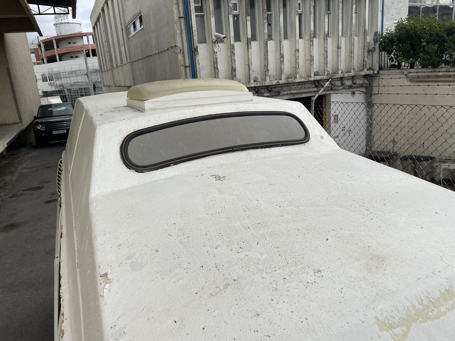 VW 23 Kombi T2 8 lugares - Pão de forma