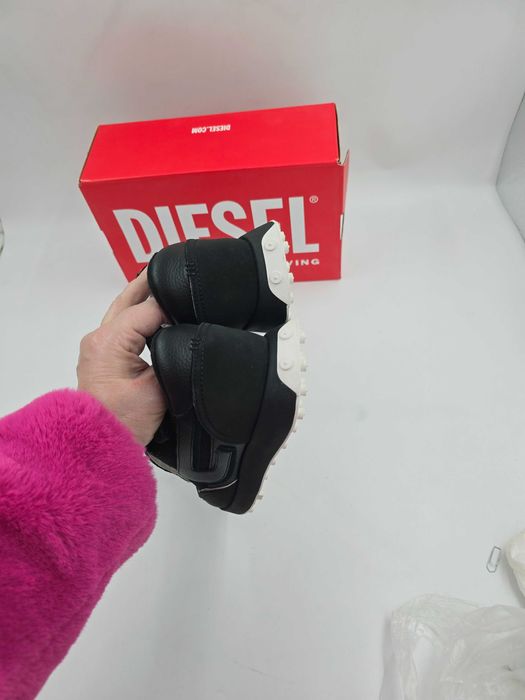 Sneakersy czarne sportowe DIESEL S-RAER LC R.37 DI532W