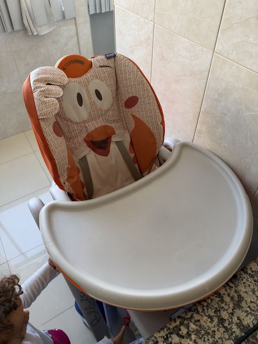 Cadeirinha de alimentação para bebe/criança Chicco