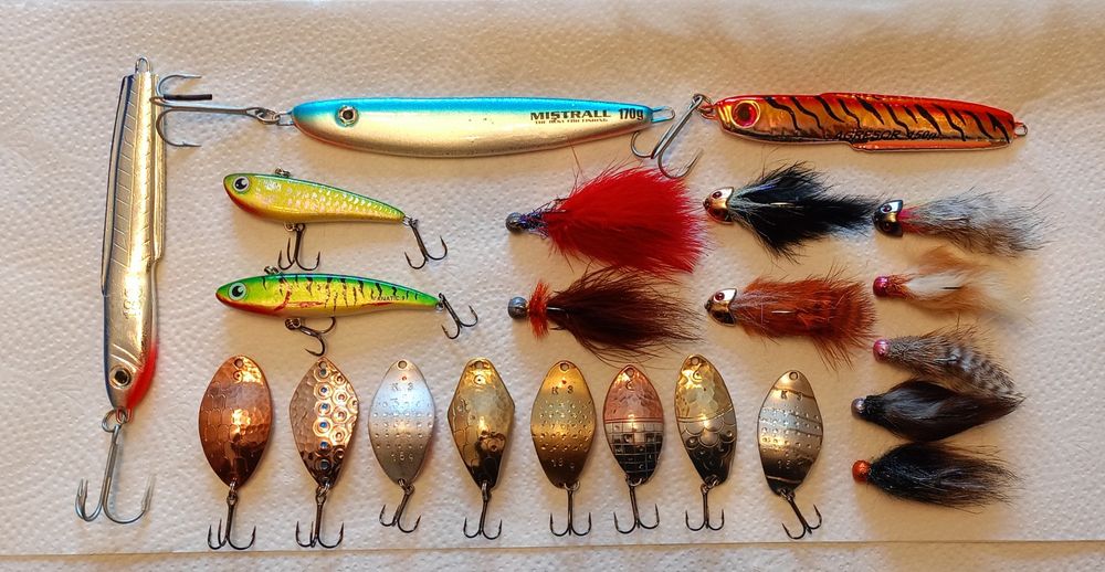 Przynęty spinningowe - błystki,jigi,woblery,pilkery