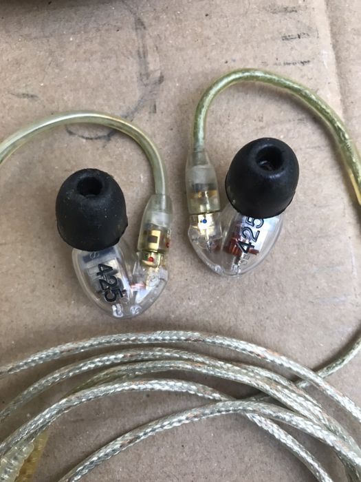 Vendo/troco shure SE425 e shure SE210