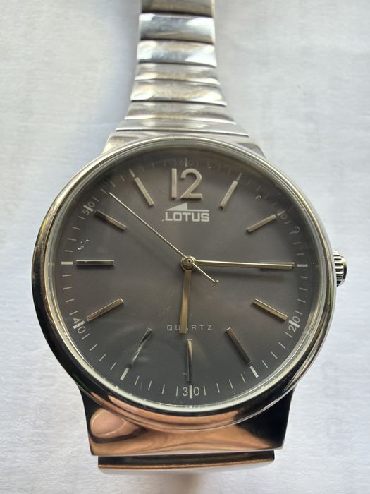 Lotus 18465/2 – Relógio Quartzo
