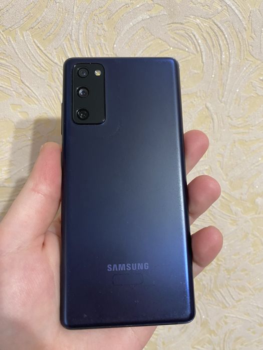 Sansung S20FE 6+6/128