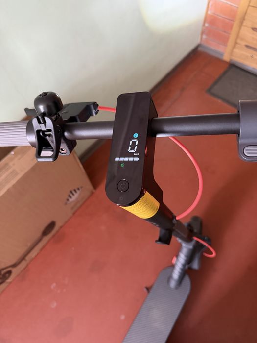 Продам xiaomi electric scooter 5 новый