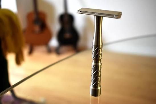 Blackland Razors - barbeadora Vector Polished