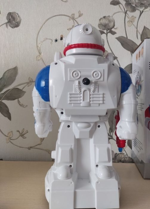 Р О Б О Т -  для дитини