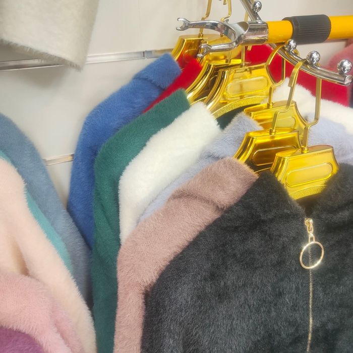 Płaszcz alpaka błękit turkus musztarda czarny biały suwak kaptur