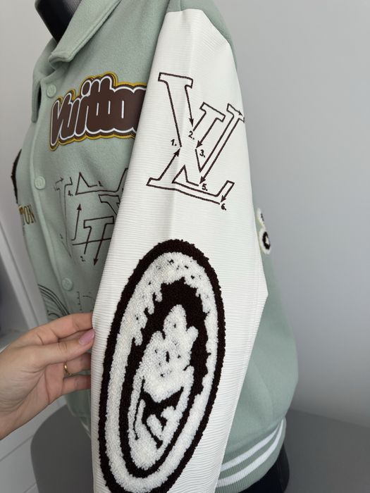 Bomber Jacket Varsity "Style" – Edição Especial (Verde Água)