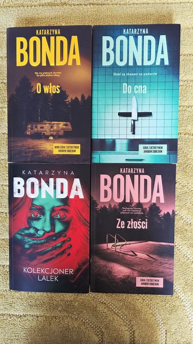 Katarzyna Bonda, zestaw.