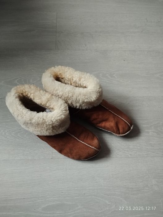 Чуни из овчины отличной выделки