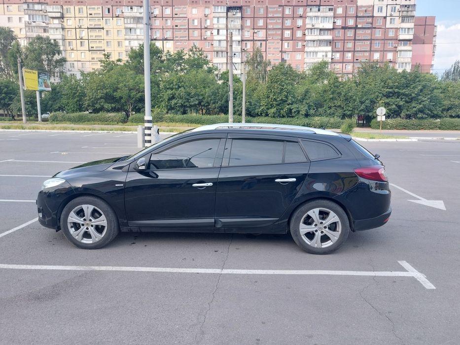 продати авто Renault Megane III
