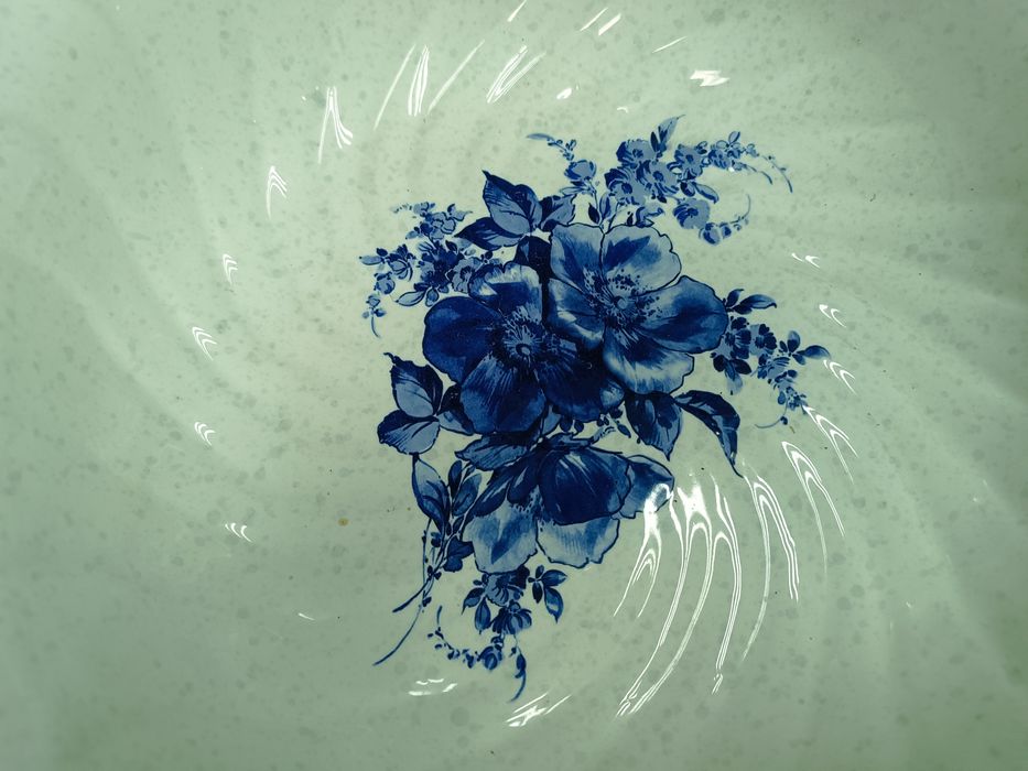 Bacia e saboneteira de lavatório