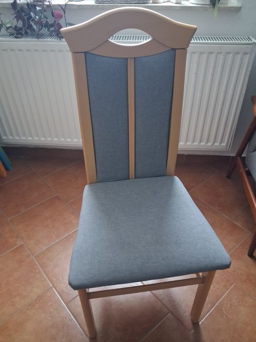 6 krzeseł kolor szary