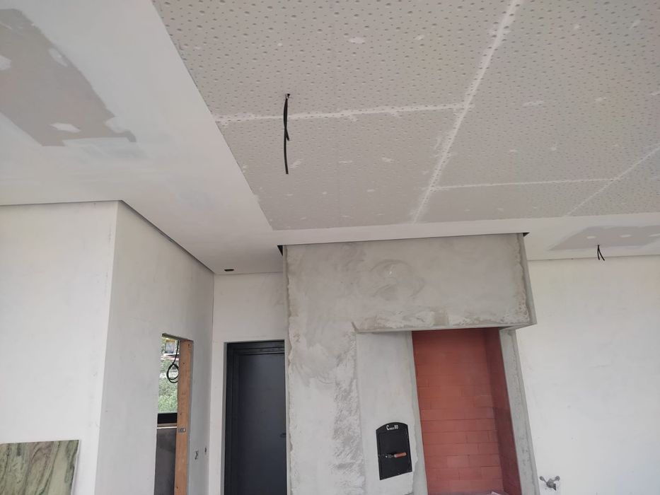 Serviços de pedreiro e remodelações