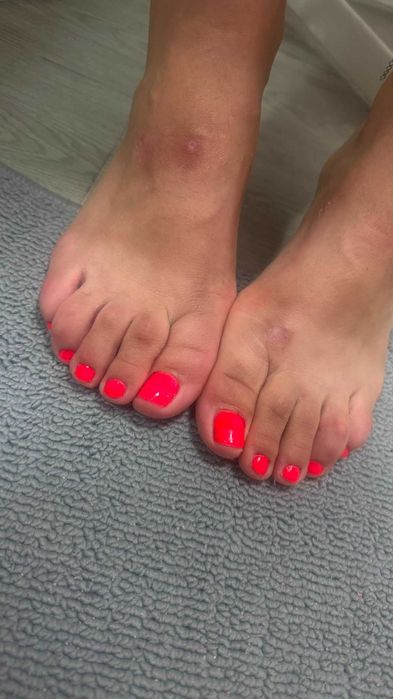 Procuro oportunidade como Manicure e Pedicure