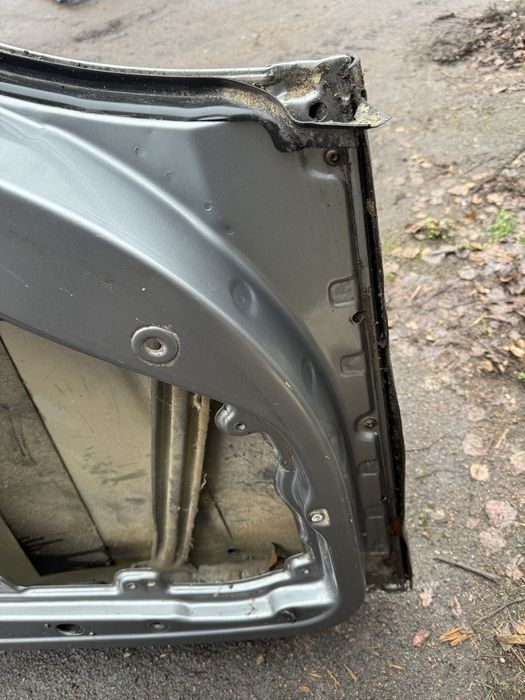 Двері задня права Volkswagen Passat B5