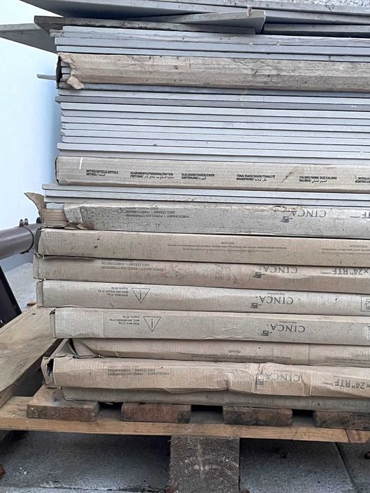 Cerâmico Cinca Essence Light Grey 60x60 interior – 8,3 m²