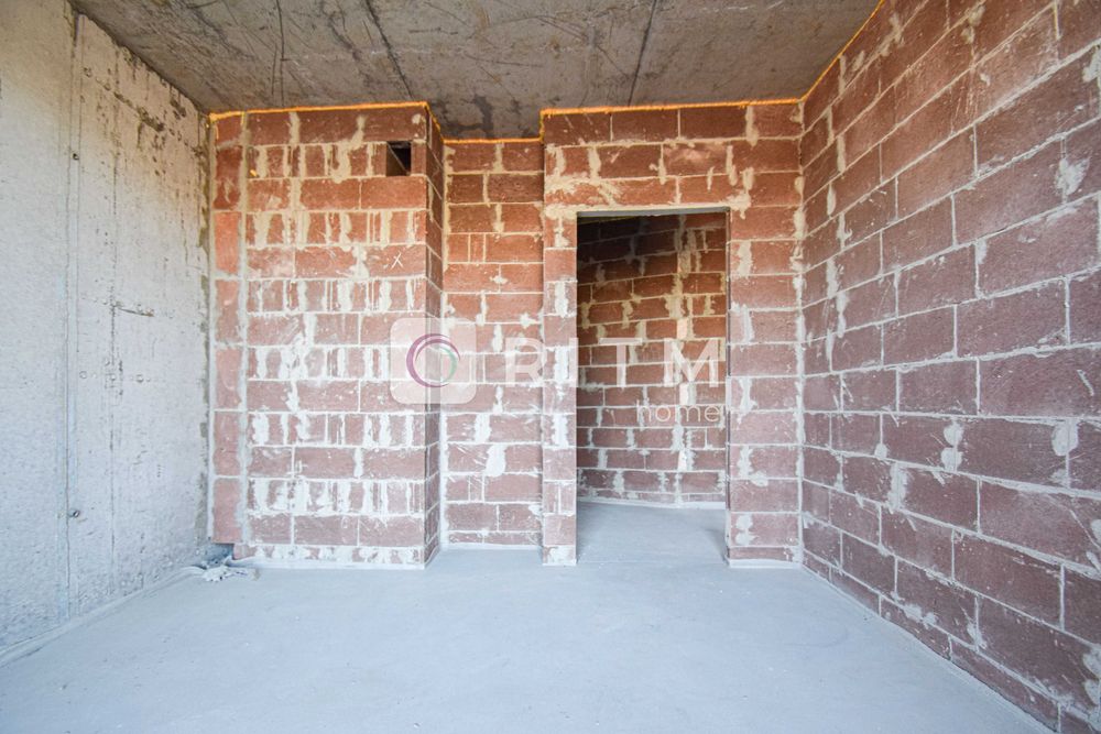 Простора 2-к квартира 64.4 м² у зданому ЖК "Варшавський Deluxe"