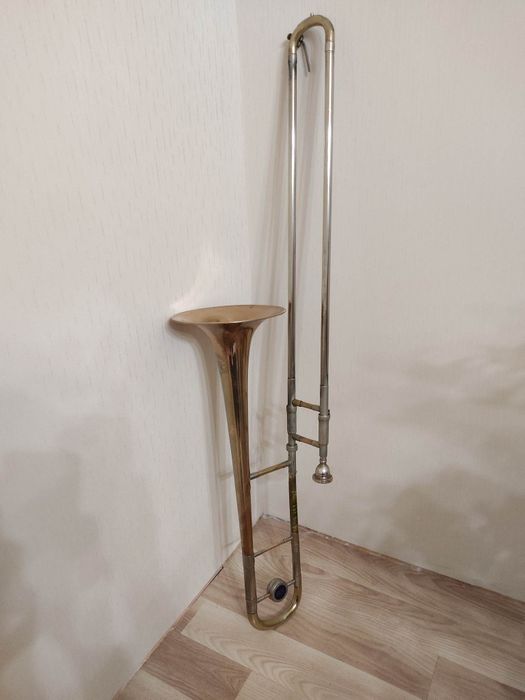 Продам тромбон B&S