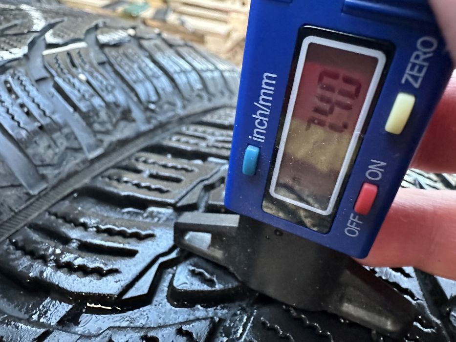 Шини всесезон 225/60 R18 NOKIAN , резина комплект ідеал