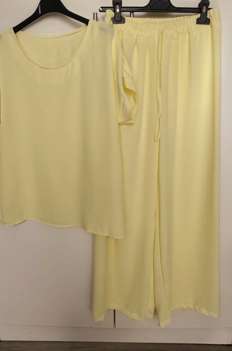 Bananowy komplet letni.uni