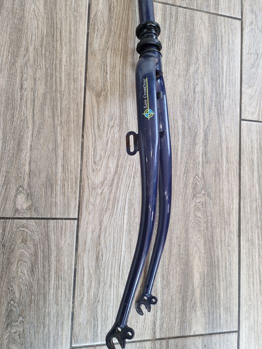 Widelec rowerowy przedni sztywny 28 cali