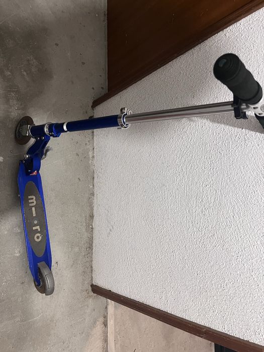 Trotinete Micro dobrável – azul (Swiss Design)