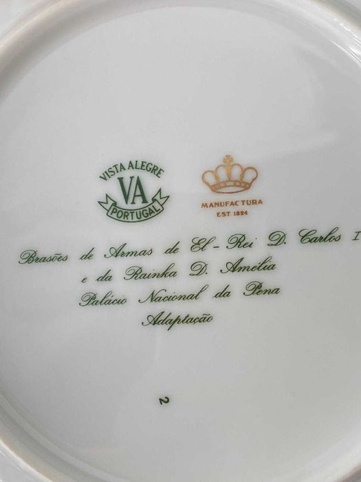 Prato Vista Alegre – Brasões Reais D. Carlos I e D. Amélia (Coleção Pena)