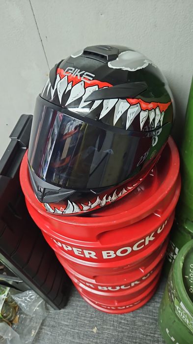 Capacete tamanho S como novo