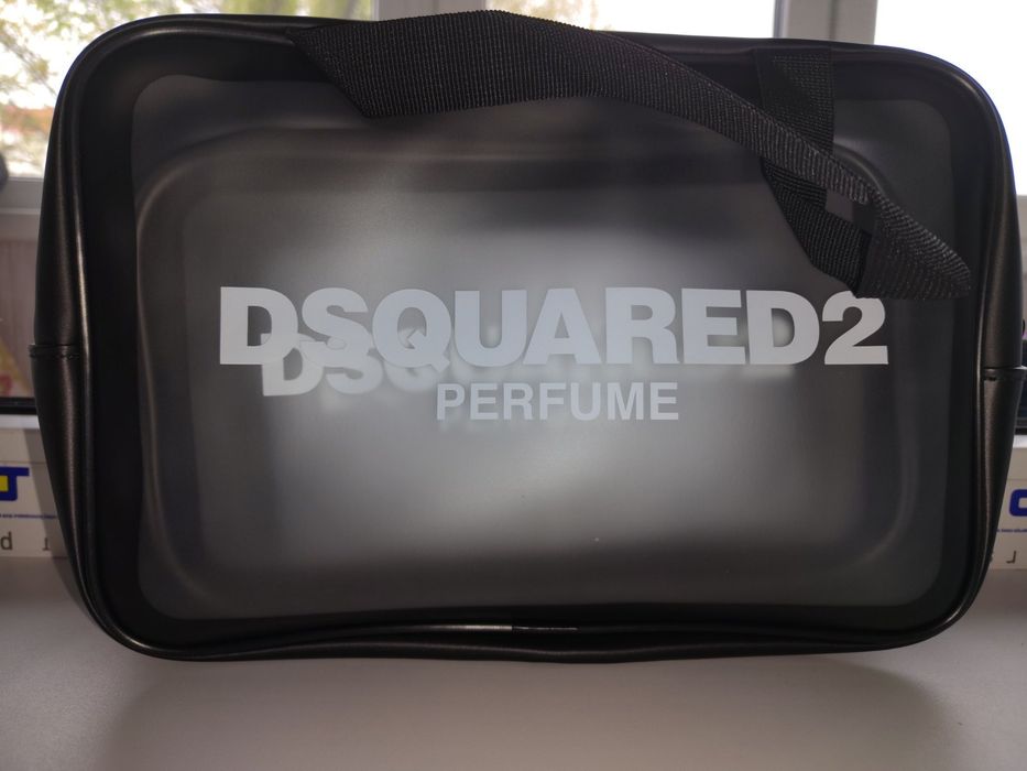 Косметички Dsquared2
