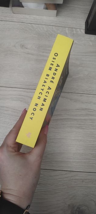Osiem białych nocy ksiazka