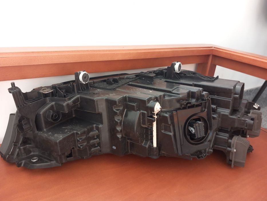 Farol BMW iX Full LED Matrix esquerdo/direito