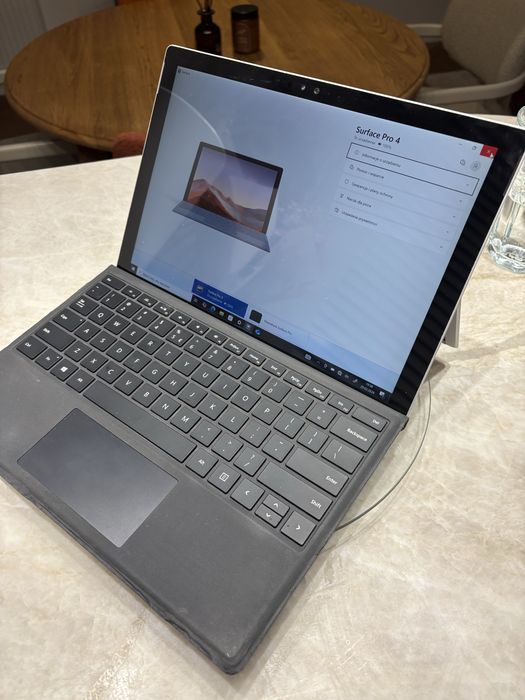 Tablet z klawiaturą Microsoft surface 4 pro