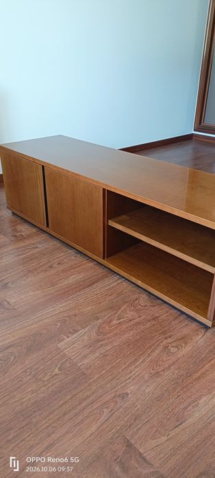 TV  consola negociável