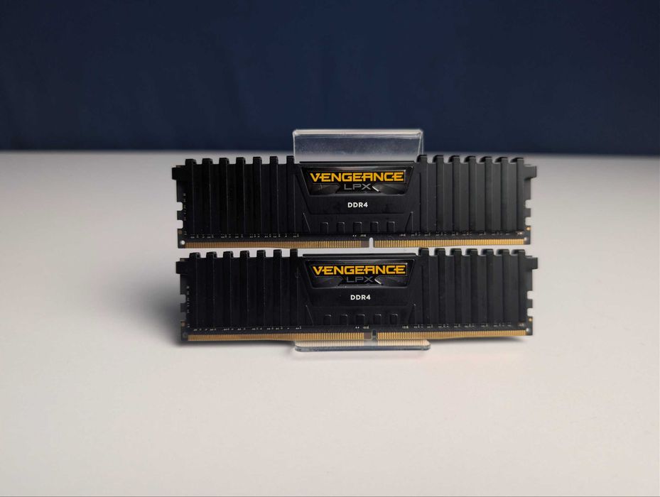 corsair ddr4 3600 - купить комплектующие для ПК - Цена на OLX.ua