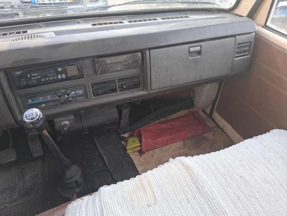 Nissan Cabstar 1987